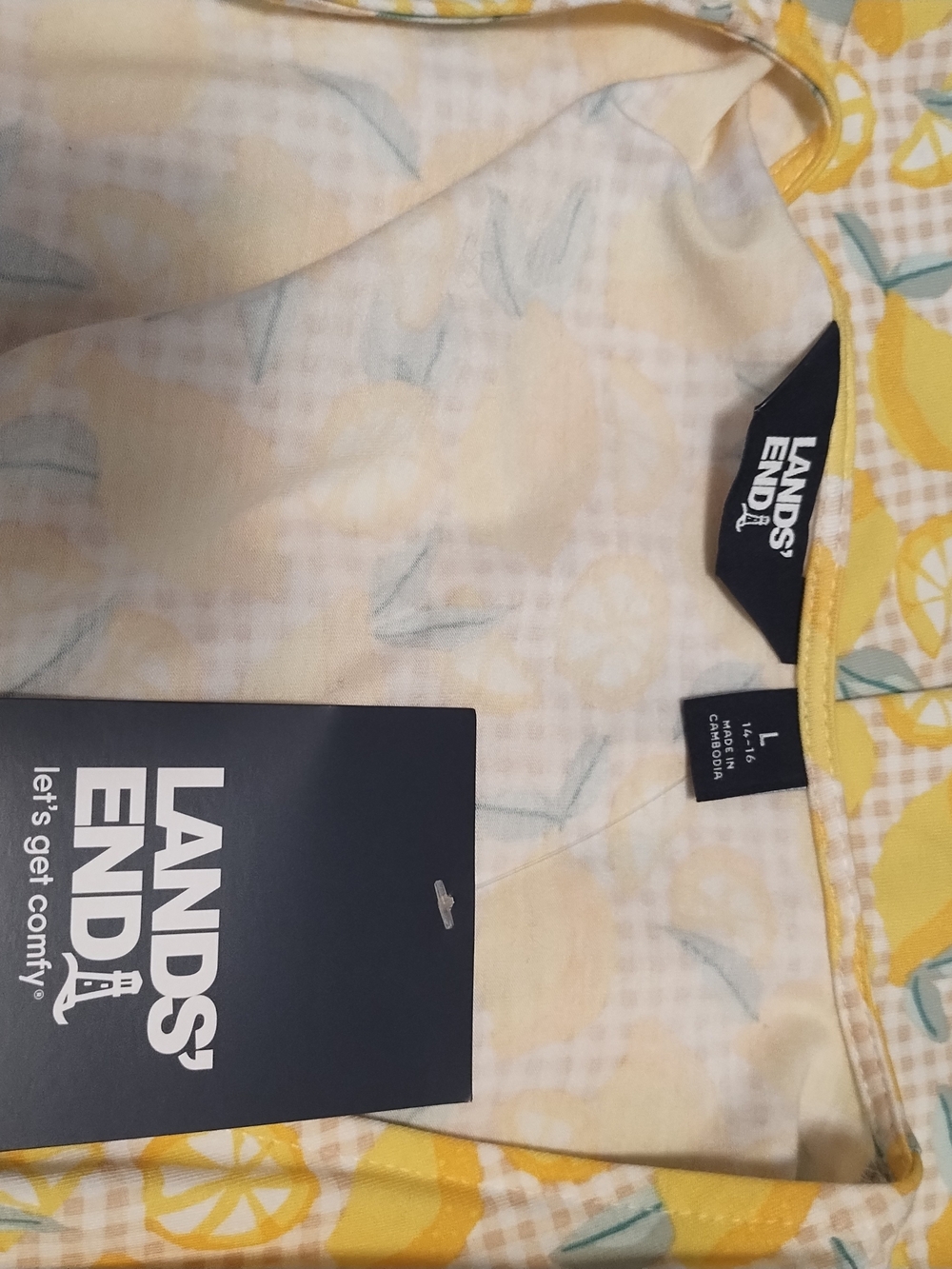 Lands' End Yellow Lemon-Print Wrap Dress - Picture 4 of 6
